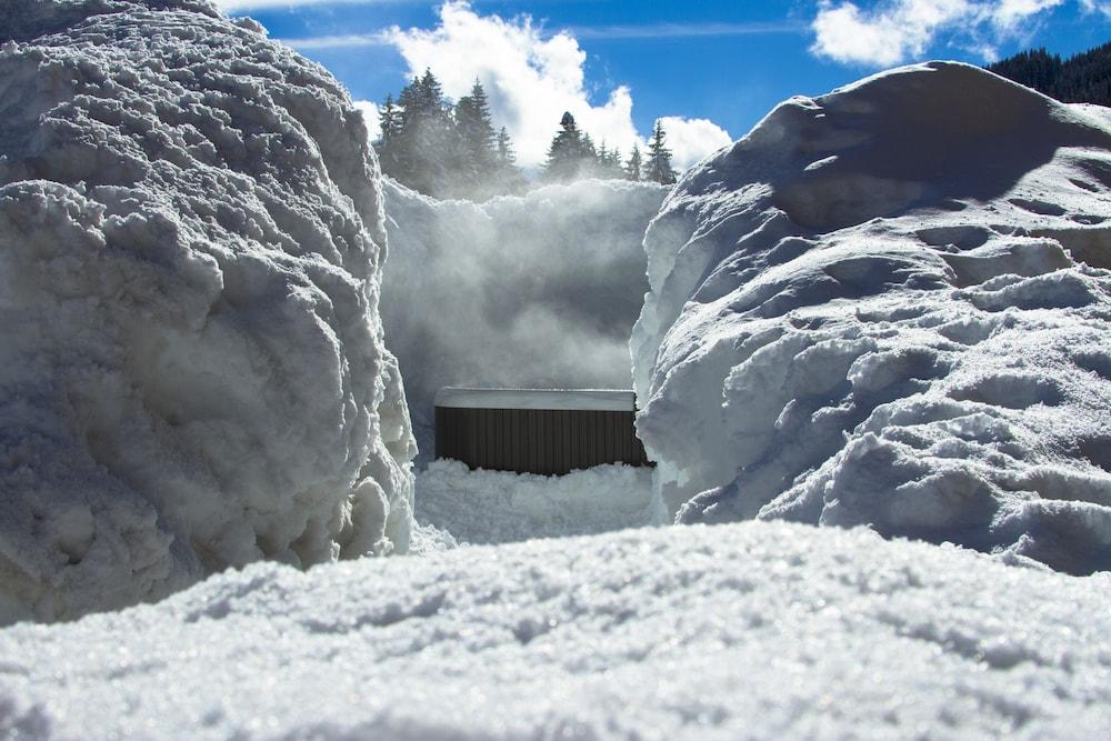 Hotel Chalet All'Imperatore มาดอนนาดีกัมปิโญ ภายนอก รูปภาพ
