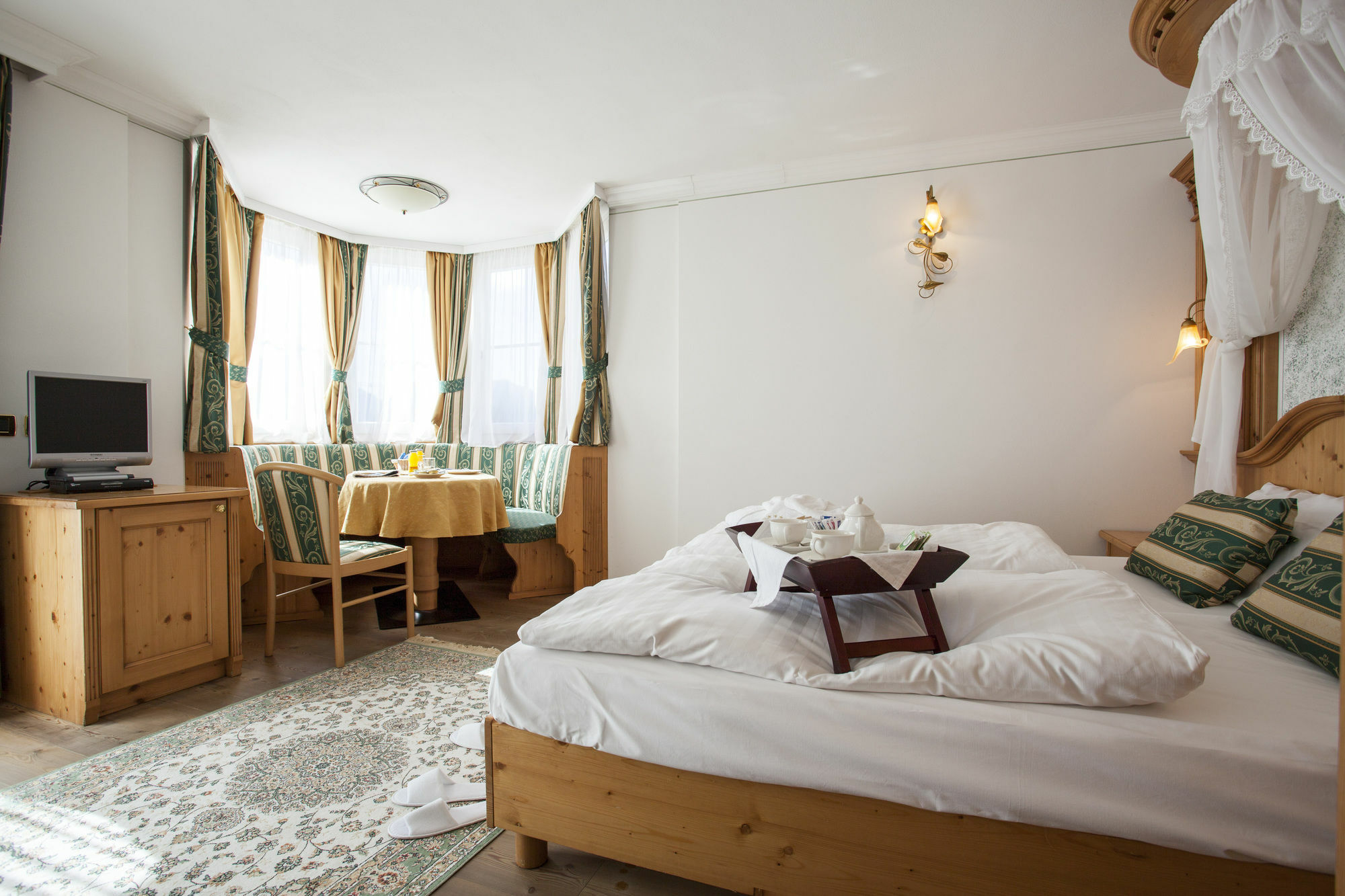 Hotel Chalet All'Imperatore มาดอนนาดีกัมปิโญ ภายนอก รูปภาพ