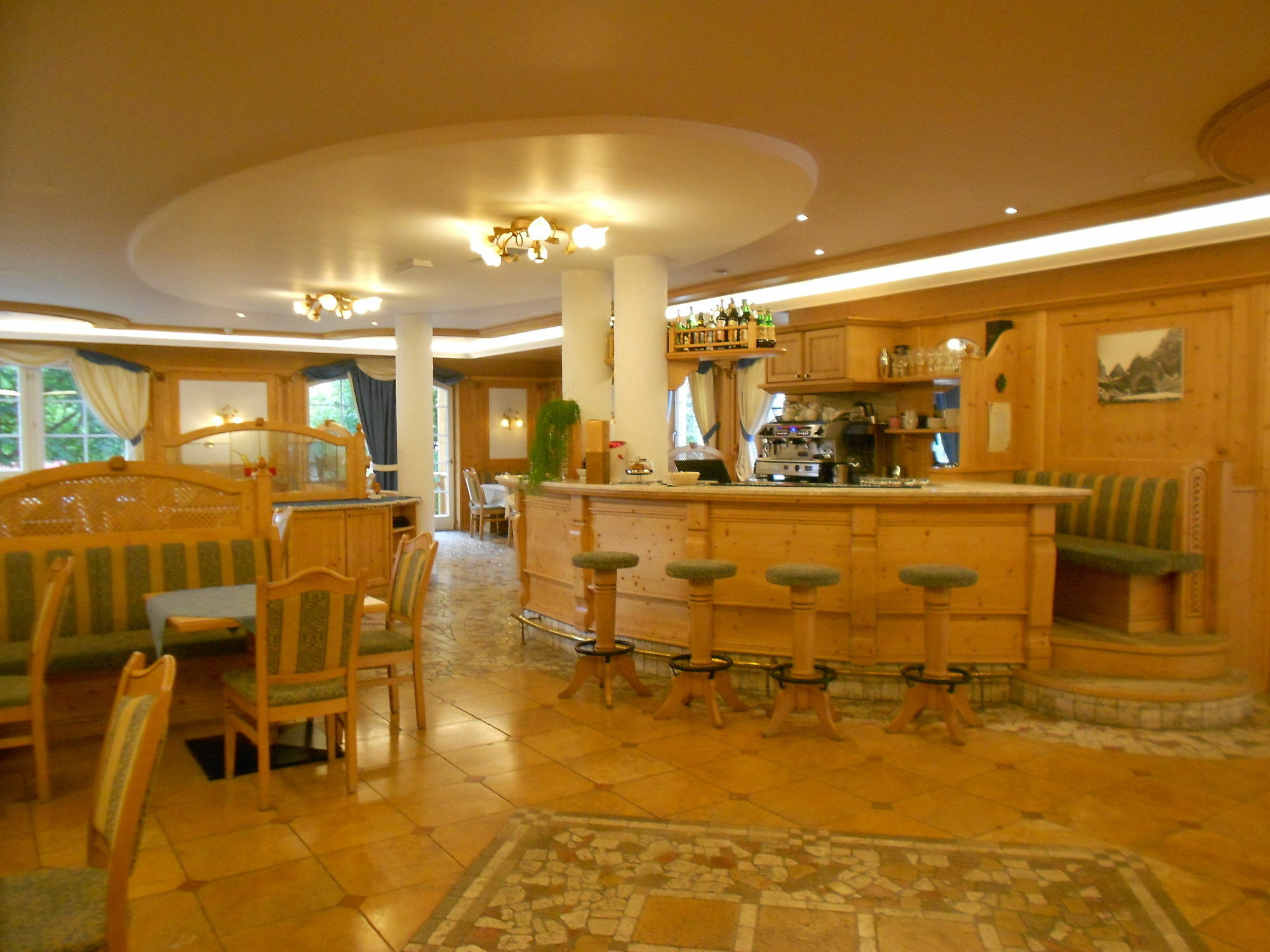 Hotel Chalet All'Imperatore มาดอนนาดีกัมปิโญ ภายนอก รูปภาพ
